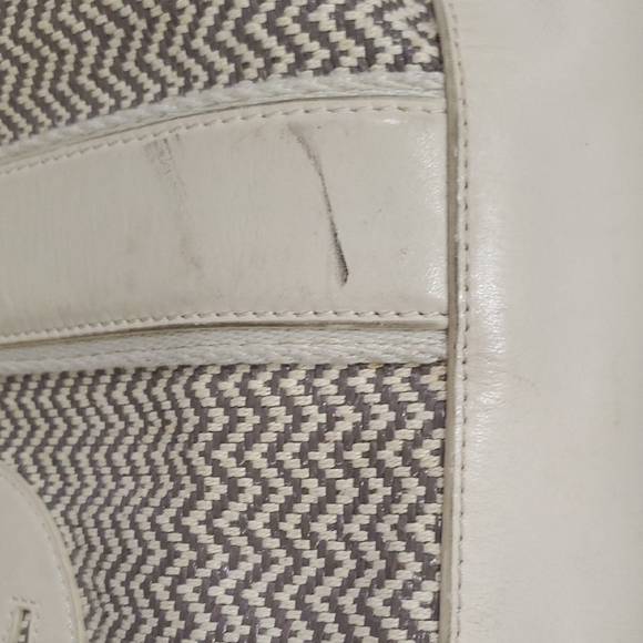 Tory Burch Brown and Cream Chevron Tote - Picture 12 of 15